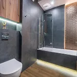 Apartament P R A T U M 15 *