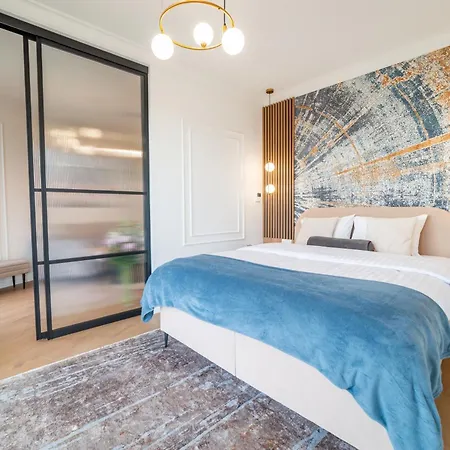 P R A T U M 15 Apartamento *